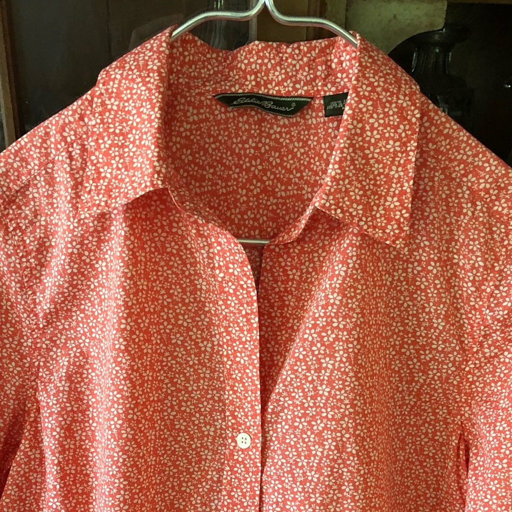 Eddie Bauer • women’s •  long-sleeve shirt 🍑🍊